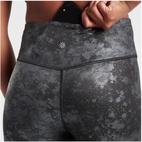 Athleta Elation Misty Lace Ultra High Rise Black Tights Size XS - Picture 6 of 11